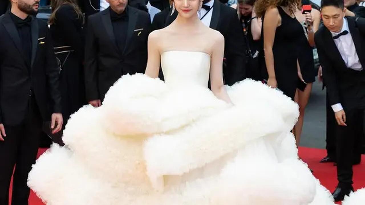 6 Gaya Seleb Terang-terangan Langgar Aturan Cannes 2025, dari Heidi Klum den hingga Bella Hadid