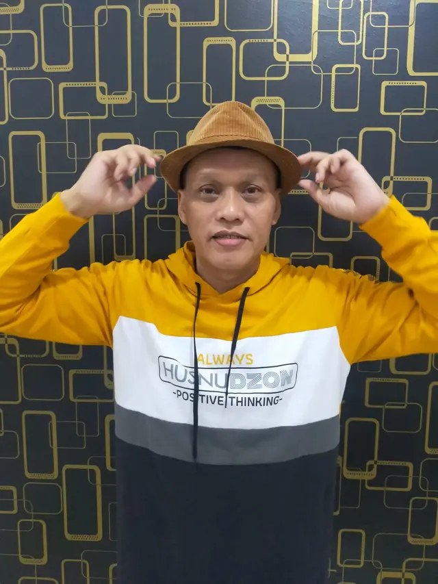 Pakar perilaku selebritis, Lutfi JW