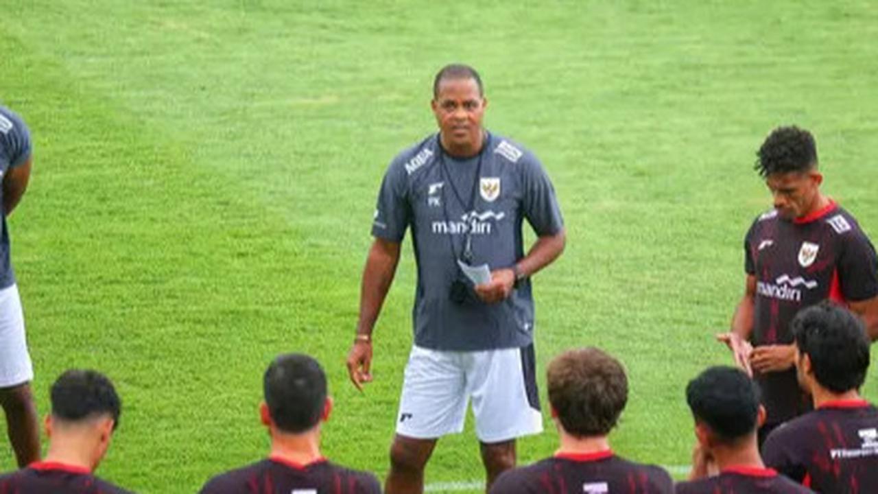 VIDEO: Bocoran Kluivert Jelang Timnas VS China & Kondisi Kevin Diks, Bang Jay Komentari Beckham-Lilipaly