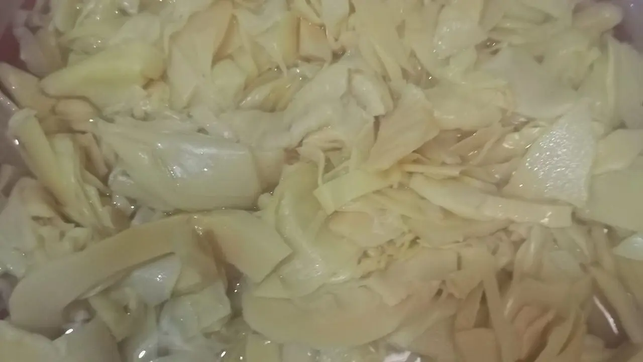 Tidak Perlu Gula atau Garam, Ini Cara Masak Rebung Agar Tetap Putih dan Tidak Bau