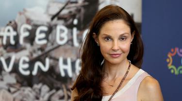 [Bintang] Ashley Judd