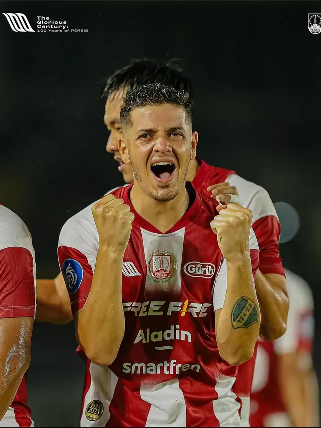 FOTO Alexis Messidoro, Persis Solo