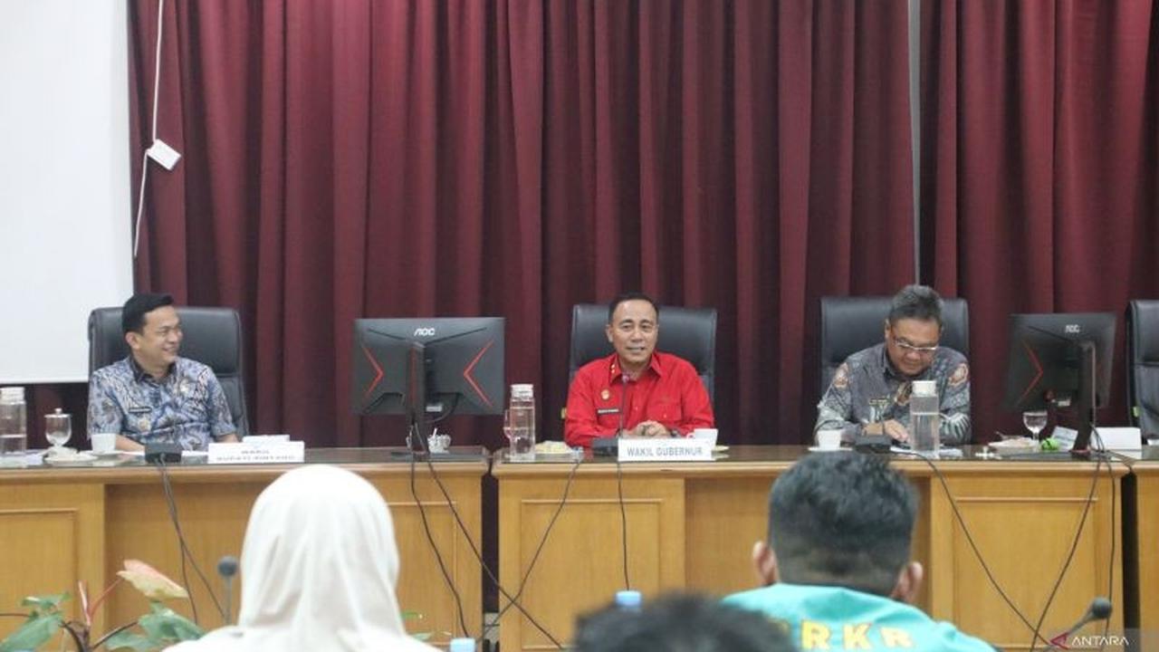 Wagub Kalbar Dorong Percepatan Legalisasi Pertambangan Rakyat di Sintang