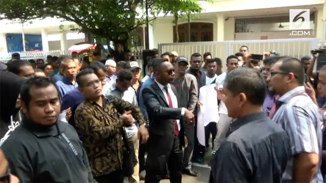 Pengadilan Negeri Jakarta Pusat akan melakukan eksekusi terhadap sebuah rumah mewah di Menteng.