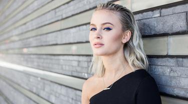 Lirik Lagu Zara Larsson Ain T My Fault News Entertainment Fimela Com