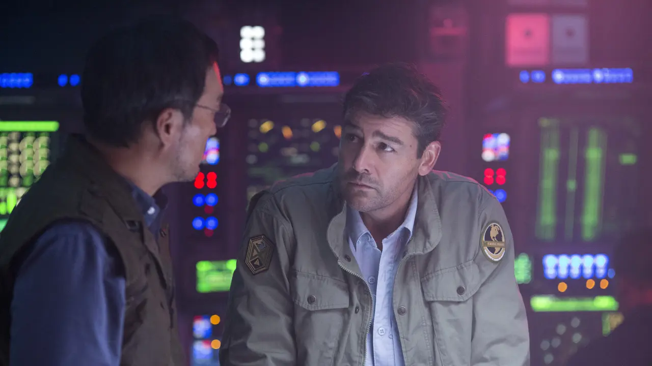 Kyle Chandler dalam Godzilla: King of the Monsters  (Daniel McFadden/Warner Bros. Pictures via AP)