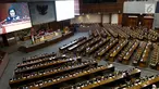 Suasana Rapat Paripurna DPR RI di Kompleks Parlemen, Senayan, Jakarta, Kamis (4/7/2019). Rapat Paripurna tersebut membahas berbagai agenda salah satunya Penyampaian RUU tentang Penanggungjawaban atas Pelaksanaan RAPBN (P2APBN) Tahun Anggaran 2018 oleh Pemerintah. (Liputan6.com/Johan Tallo)