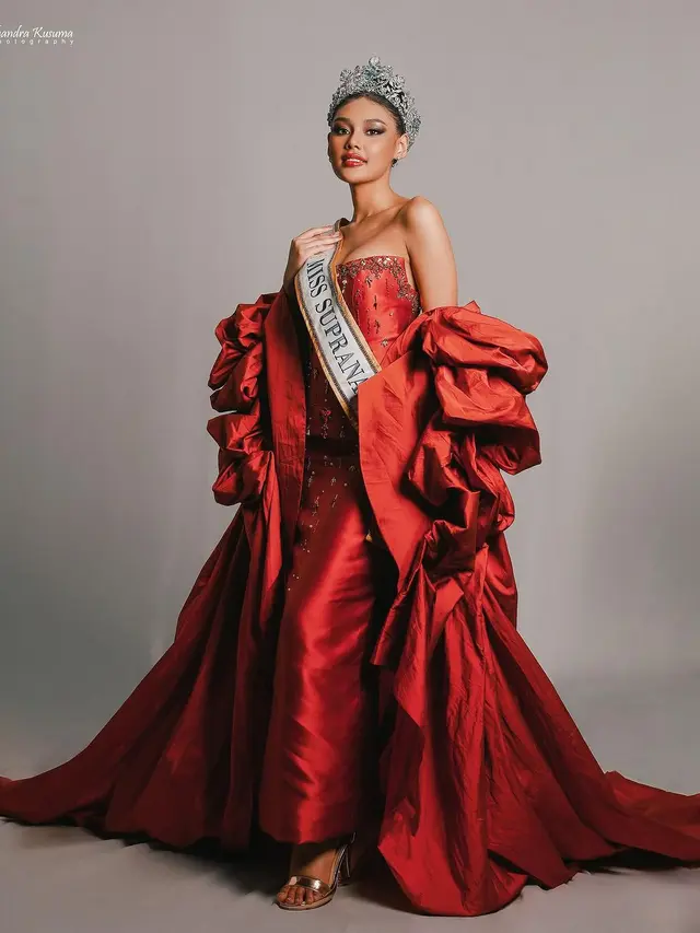 6 Adu Gaya Para Puteri Indonesia di Jember Fashion Carnaval, Miss Supranational 2024 Harashta Haifa Zahra Turut Hadir