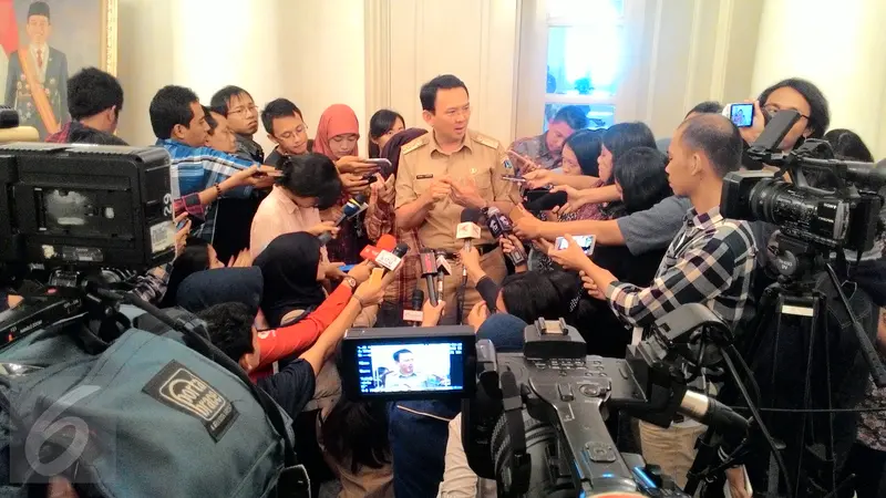 Gubernur Basuki Tjahaja Purnama (Ahok) 