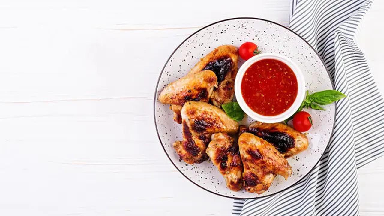 6 Resep Ayam Bumbu Rujak Jawa Timur, Pedas dan Gurihnya Bikin Nagih