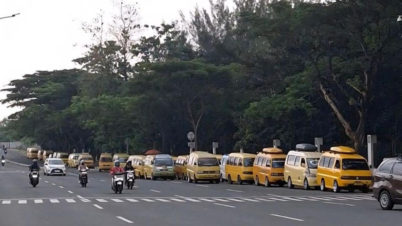 Meski Dipenuhi Protes Sopir Angkot, Tahukah Kamu? Operasional Bus Trans Banten Tetap Berlanjut!
