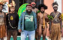 Kisah Hendrikus Woro, Pejuang Hutan Adat Suku Awyu Melawan Perusahaan Kelapa Sawit di Papua Selatan
