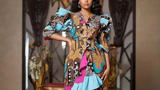 Ilustrasi Tunik Batik Lengan Balon Kerut (Sumber Gambar: Meta AI)