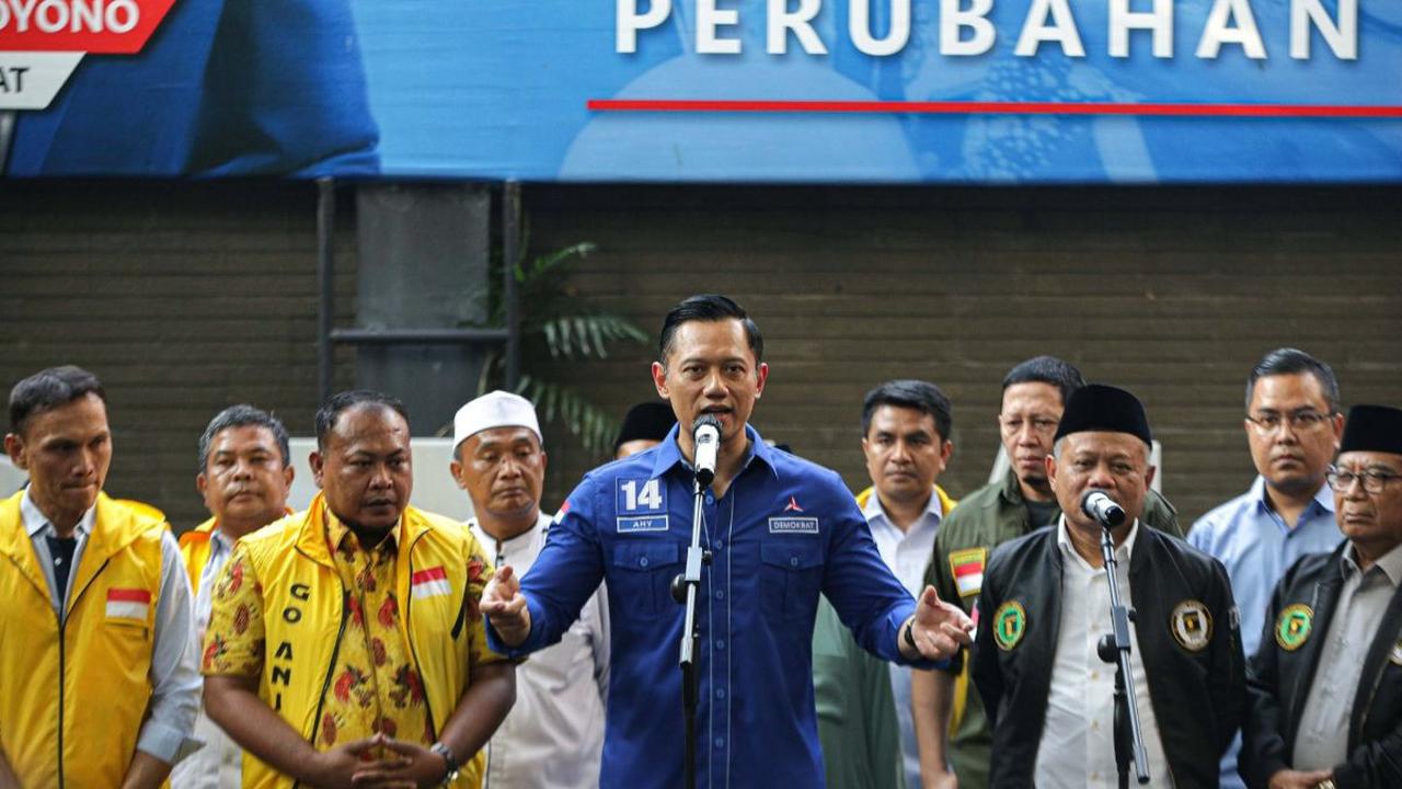 AHY ikut menyikapi putusan MK soal sistem Pemilu tersebut. Menurut dia, putusan MK tersebut merupakan wujud dari keadilan yang berpihak pada kedewasaan demokrasi.