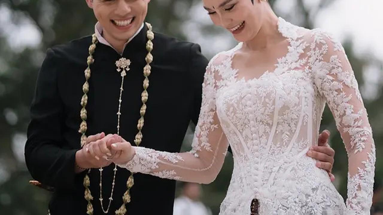 Menikah di Usia 41, Tiga Kebaya Pilihan Luna Maya saat Prosesi Siraman, Midodareni, hingga Akad Nikah Membuatnya Manglingi
