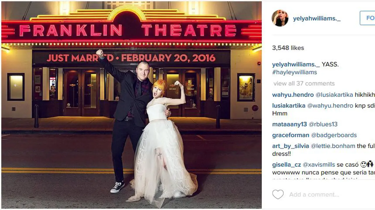 [Bintang] Hayley Williams dan Chad Gilbert