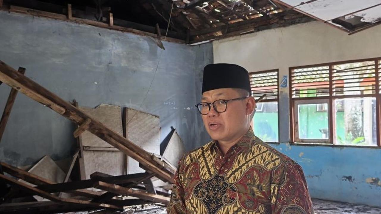 Kemendikdasmen Prioritaskan Revitalisasi Sekolah Rusak, SMPN 1 Sambong Blora Jadi Sorotan