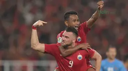 Umpan cantik Ramdani Lestaluhu menghasilkan gol ketiga Marko Simic ke gawang JDT pada laga Piala AFC 2018 di Stadion Utama Gelora Bung Karno, Jakarta, Selasa (10/4/2018). Persija Jakarta menang 4-0.  (Bola.com/Nick Hanoatubun)