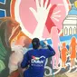 Program Let&rsquo;s Colour inisiasi&nbsp;AkzoNobel yang bekerja sama dengan&nbsp;SOS Children's Villages. (dok. Instagram @akzonobel/https://www.instagram.com/p/ClMLssusevm/)