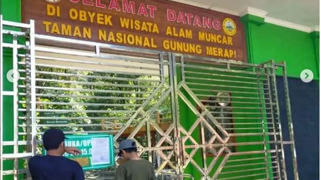 Obyek Wisata Alam atau OWA Tlogo Muncar lingkup Taman Nasional Gunung Merapi pada hari Minggu, 12 Maret 2023 ditutup sementara