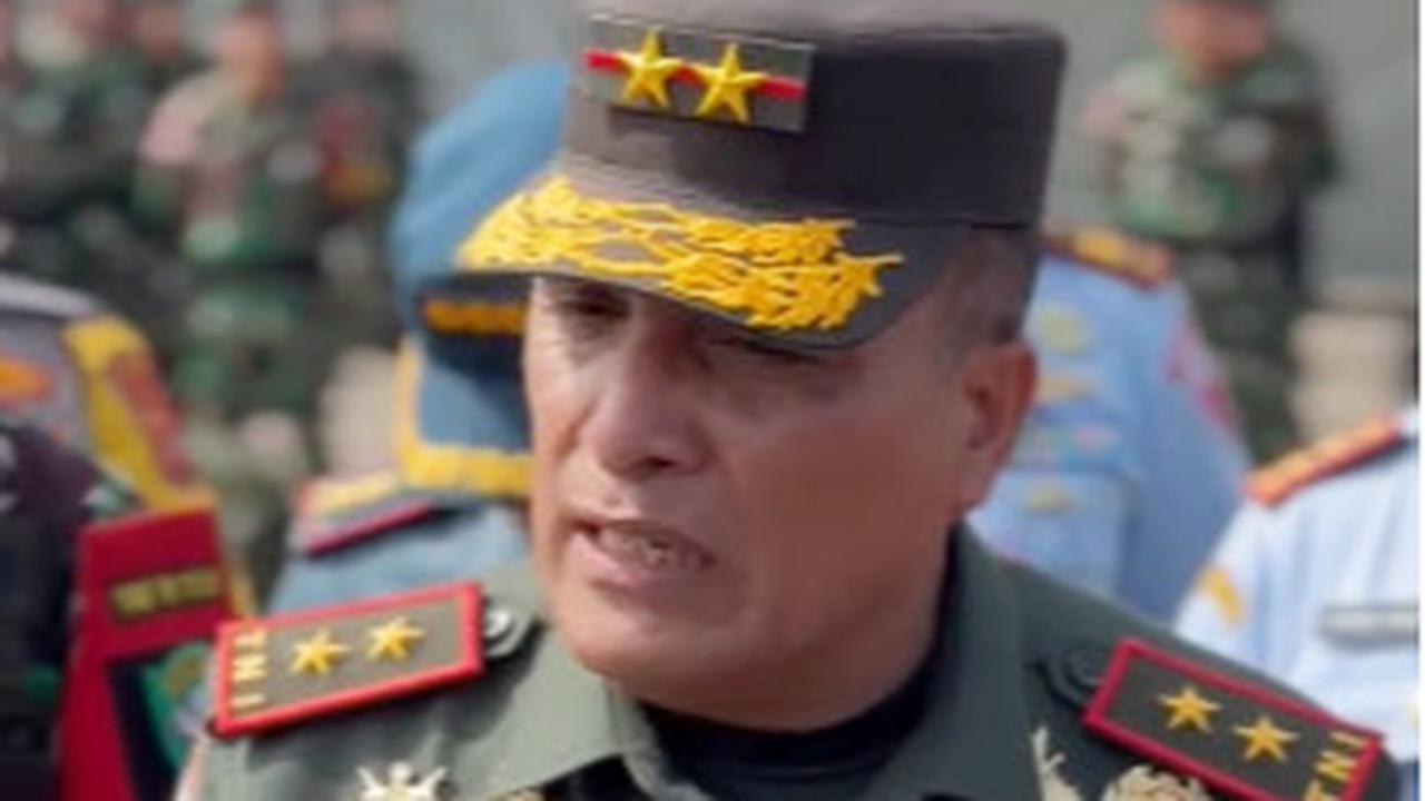 Jenderal TNI Sambut Kepulangan Pasukan dari Papua
