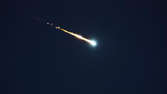Bola Api Hijau Terang Terlihat di Langit Selandia Baru, Ternyata Meteor Berdaya Ledak 2.000 Ton TNT