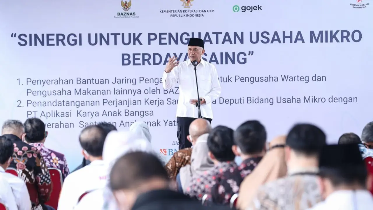 Menteri Koperasi dan UKM Teten Masduki, pada acara Sinergi Untuk Penguatan Usaha Mikro Berdaya Saing, di Jakarta, Kamis (6/5/2021).