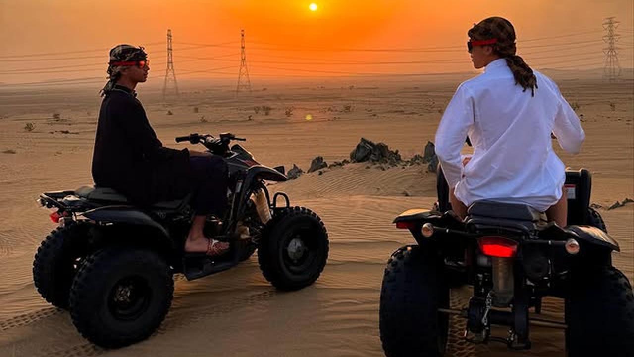 Kenakan Jubah dan Sorban, 7 Potret Eddy Meijer Anak Maudy Koesnaedi di Gurun Pasir bak Pangeran Dubai