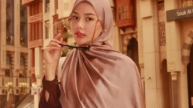Bisa Jadi Inspirasi, Gaya Hijab Dara Arafah yang Cocok dalam Berbagai Penampilan