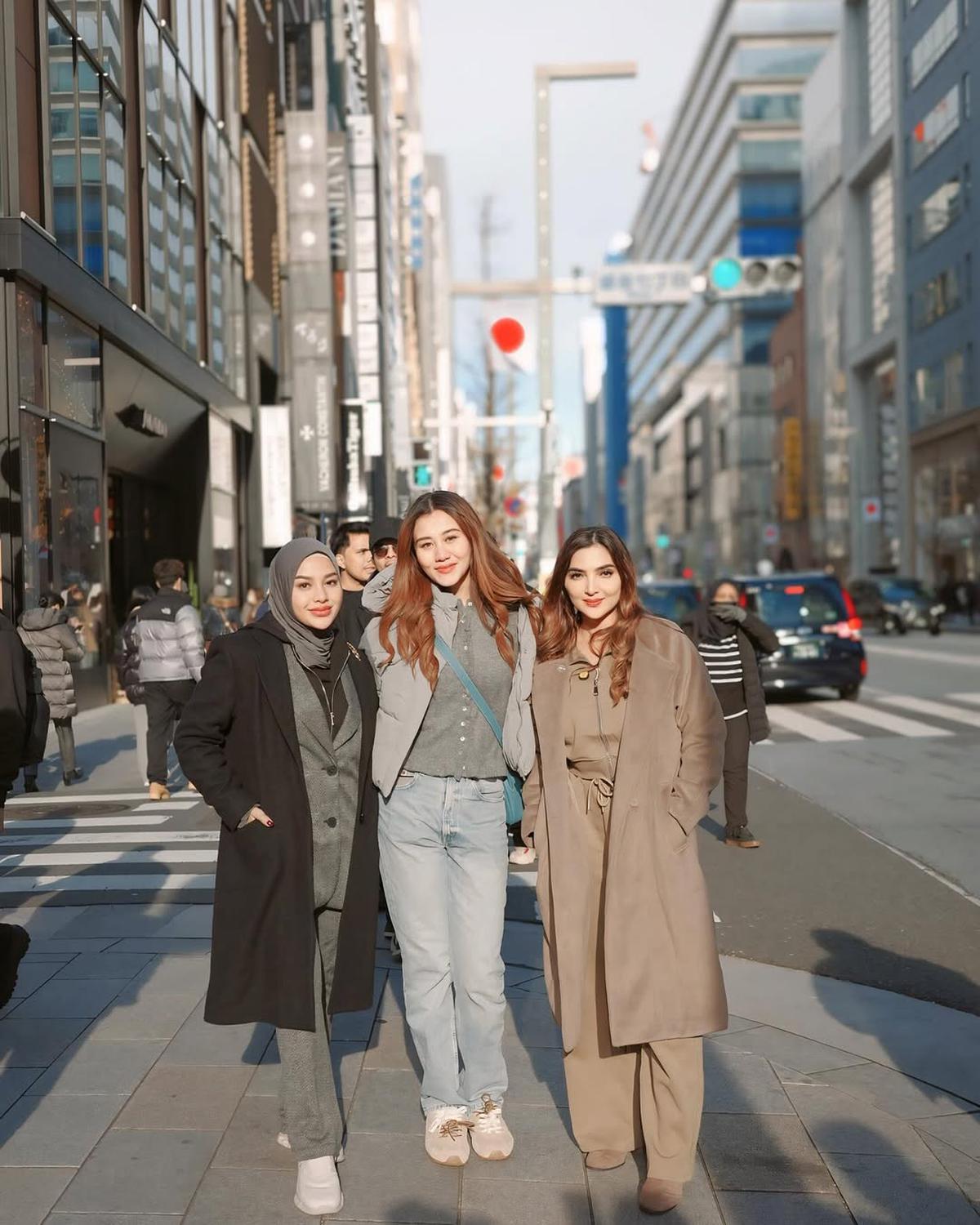 Triple Date, 7 Potret Ashanty, Aurel Hermansyah Dan Aaliyah Massaid Liburan ke Jepang Bareng Pasangan