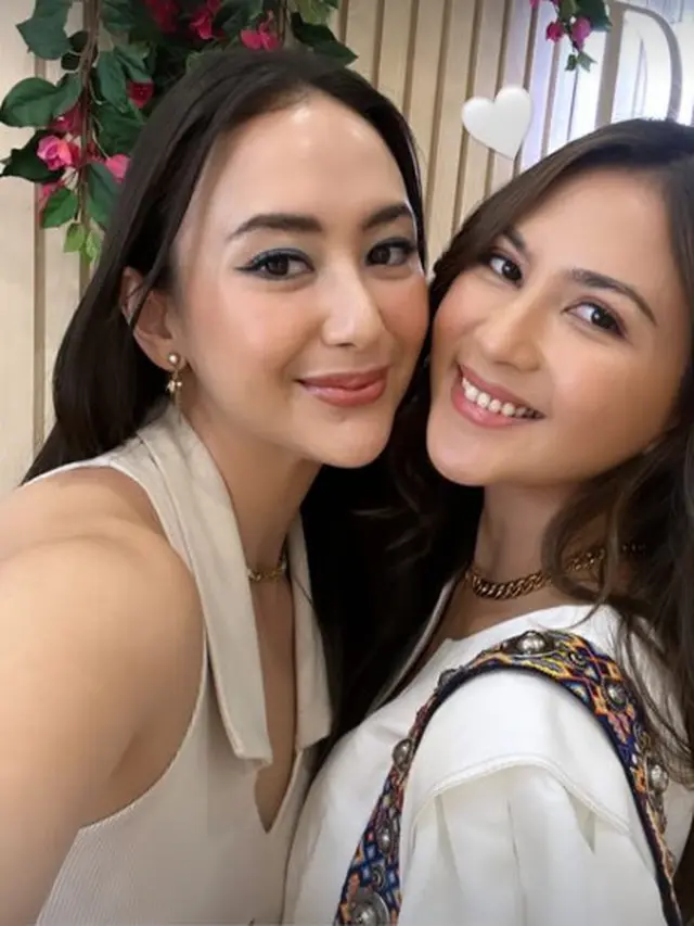 Jessica Mila Tampil Flawless dengan Outfit Serba Putih Setelah Honeymoon Panjang di Eropa