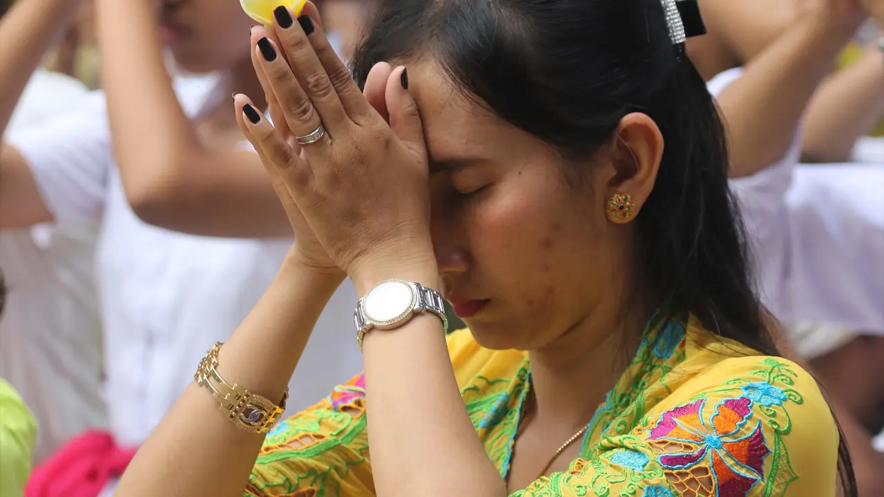 Jelang Perayaan Nyepi, Umat Hindu di Jakarta Jalani Ritual Tawur Kesanga