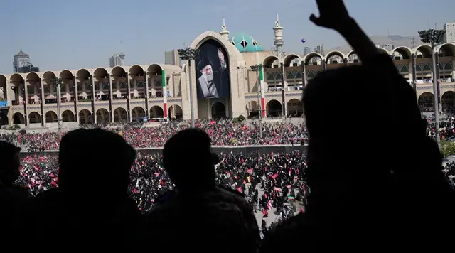 Pejabat Iran: Mojtaba Khamenei Kemungkinan Absen di Pemakaman Ali Khamenei