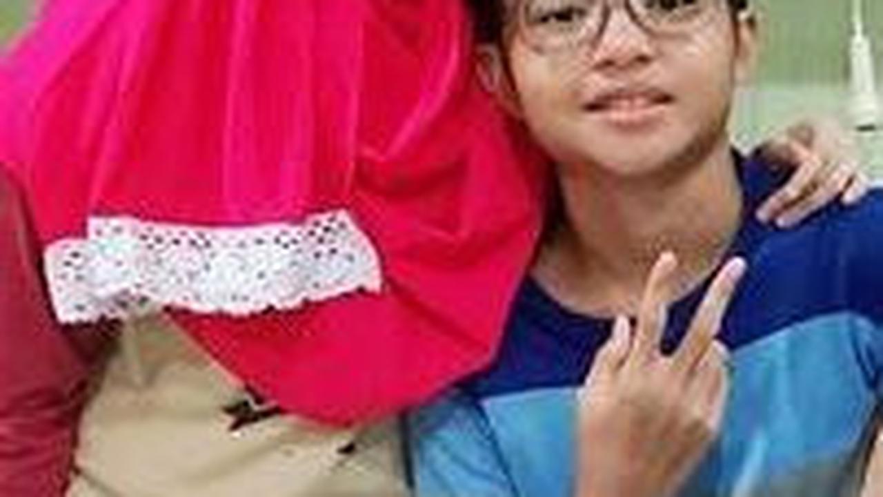 Sudah Berdamai Dengan Masa Lalu, Berikut ini 8 Potret Hangat Okie Agustina dan Adelia Wilhelmina yang Jarang Tersorot
