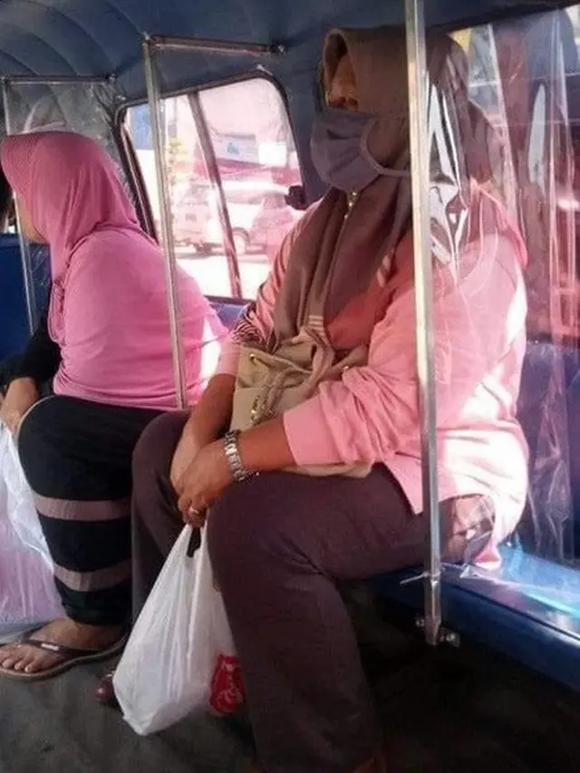 angkot di era new normal