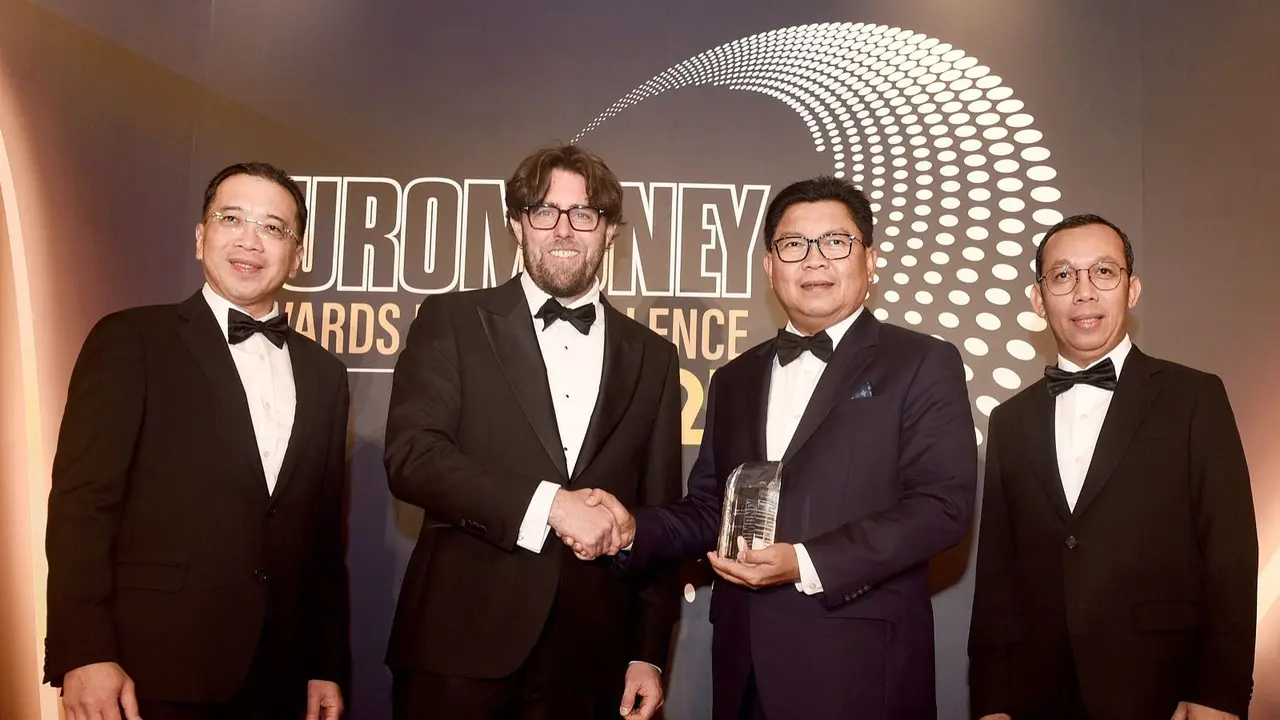 Bank Mandiri Raih Gelar Best Bank in Indonesia di 2023 versi Euromoney