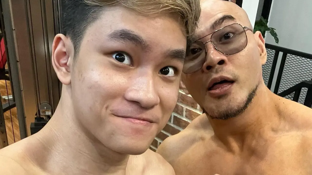 Azka Corbuzier dan Deddy Corbuzier. (Foto: Dok. Instagram @azkacorbuzier)