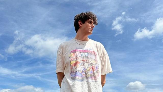 Profil JVKE, Musisi yang Terkenal Lewat TikTok