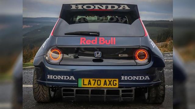 Mobil listrik Honda e ini memiliki tenaga sebesar 152 tk (Carscoops)