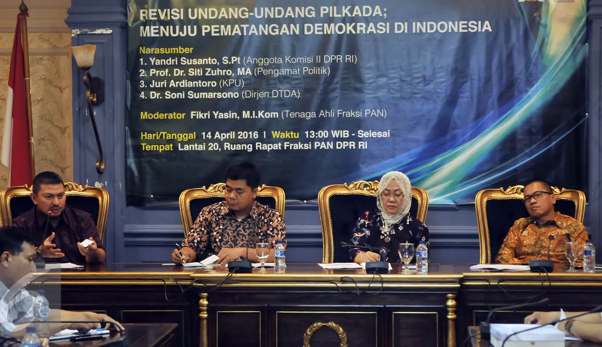 Suasana diskusi Revisi Undang-Undang Pilkada; Pematangan Demokrasi di Indonesia, Kompleks Parlemen, Jakarta, Kamis (14/4). (Liputan6.com/Johan Tallo)