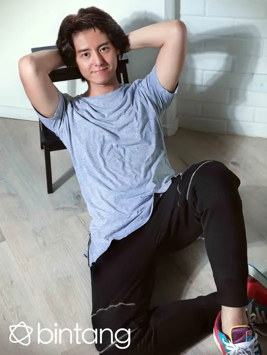 Roger Danuarta memiliki bisnis kuliner steakhouse bernama ‘Roger's Steak & Grill’ yang sudah dijalaninya selama kurang lebih satu tahun. Makanannya berjenis western seperti steak, pasta, burger, dan lain-lainnya. (Galih W. Satria/Bintang.com)