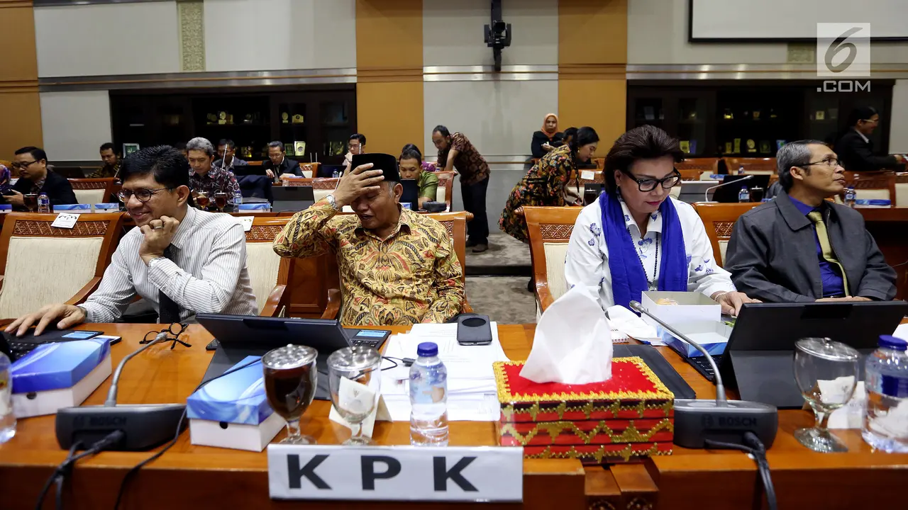 Pimpinan KPK Lanjutkan RDP dengan DPR