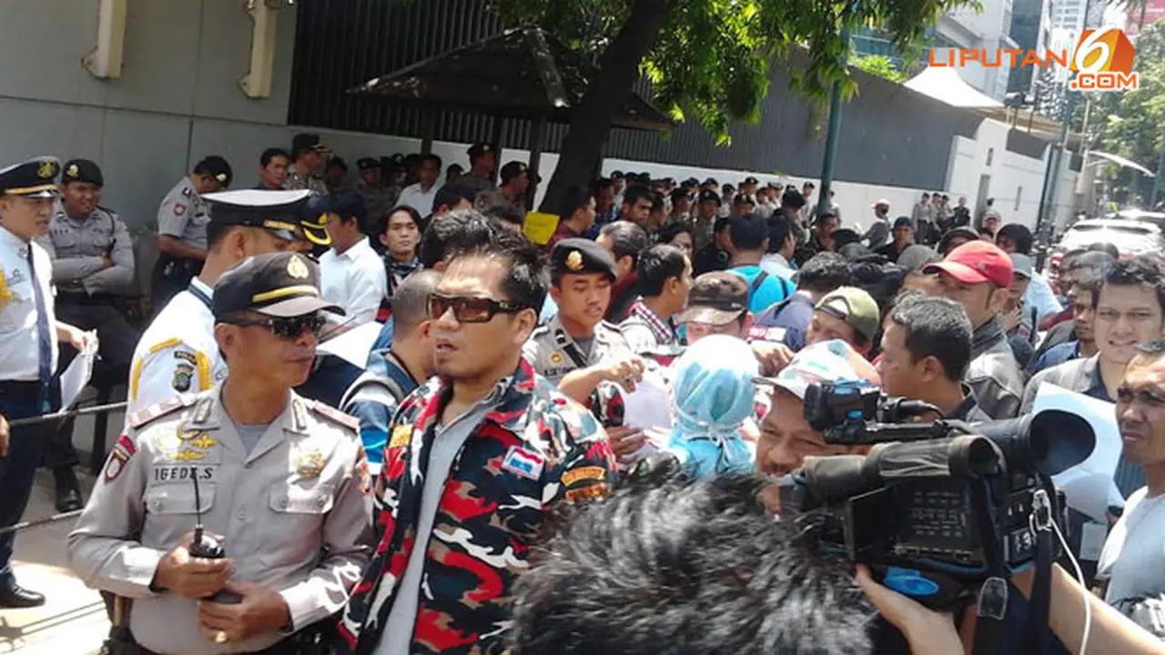 demo-kedubes-coret-131121a.jpg