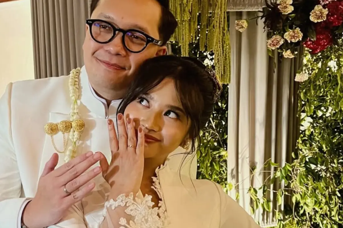 Pernikahan Putri Ikke Nurjanah dan Aldi Bragi menikah