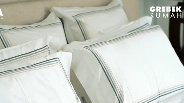 Potret Kamar Tidur Aura Kasih yang Simpel dengan Nuansa Serba Putih