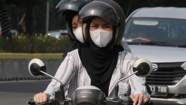 Polusi Udara Pakai Masker