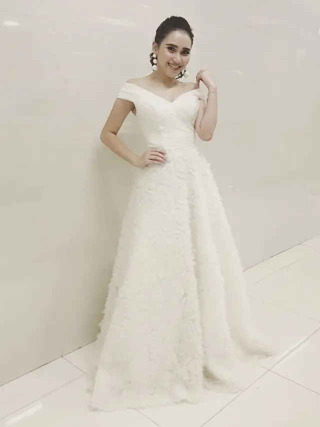 [Bintang] Ayu Ting Ting