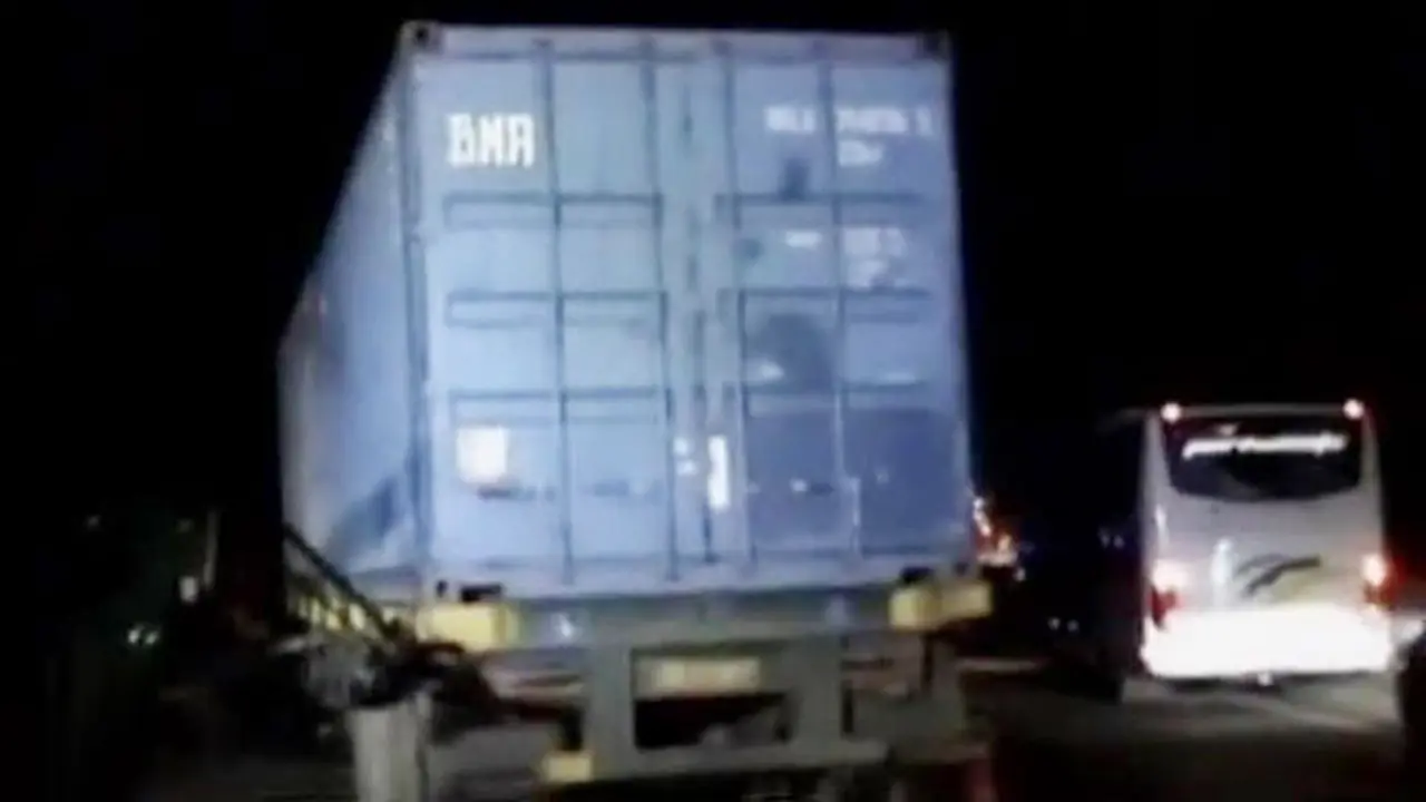Kecelakaan di  Tol Cipularang