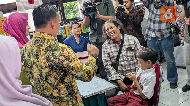 Ali dan Abinaya
