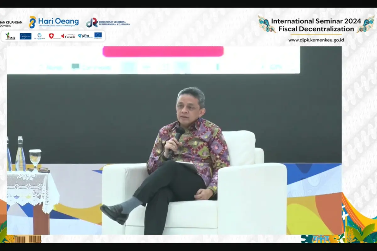 Direktur Jenderal Perimbangan Keuangan (DJPK) Kementerian Keuangan Luky Alfirman, dalam Seminar Internasional Desentralisasi Fiskal Tahun 2024, Selasa (24/9/2024).